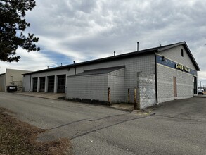 9440 Fields Ertel Rd, Cincinnati, OH for sale Building Photo- Image 1 of 2