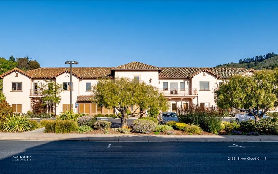 24591 Silver Cloud Ct, Monterey, CA for lease - Primary Photo - Image 2 of 5
