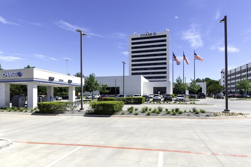 100 N Central Expy, Richardson, TX for lease - Building Photo - Image 1 of 31