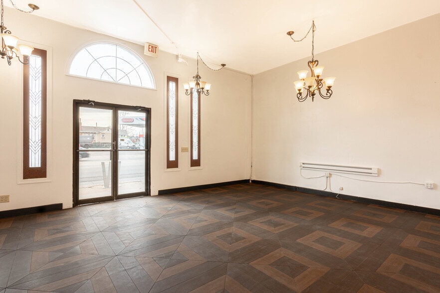 3935 W Colfax Ave, Denver, CO for lease - Building Photo - Image 3 of 51