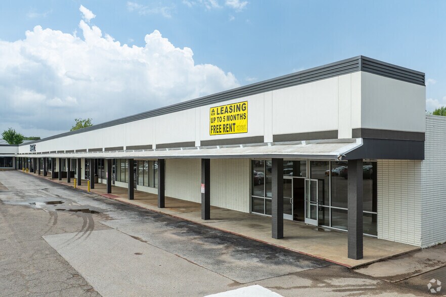 701-731 W Davis St, Houston, TX for lease - Building Photo - Image 1 of 3