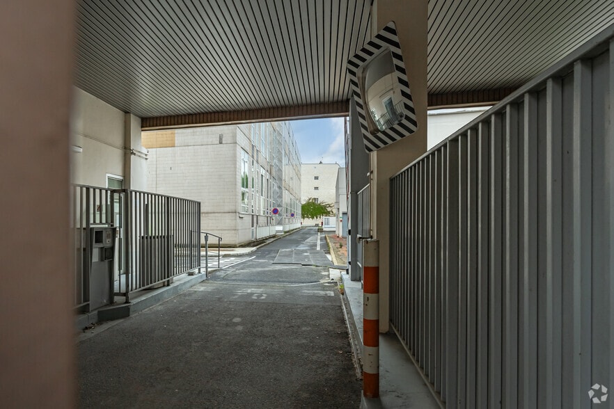 14 Rue Campagne Première, Paris for lease - Building Photo - Image 2 of 3