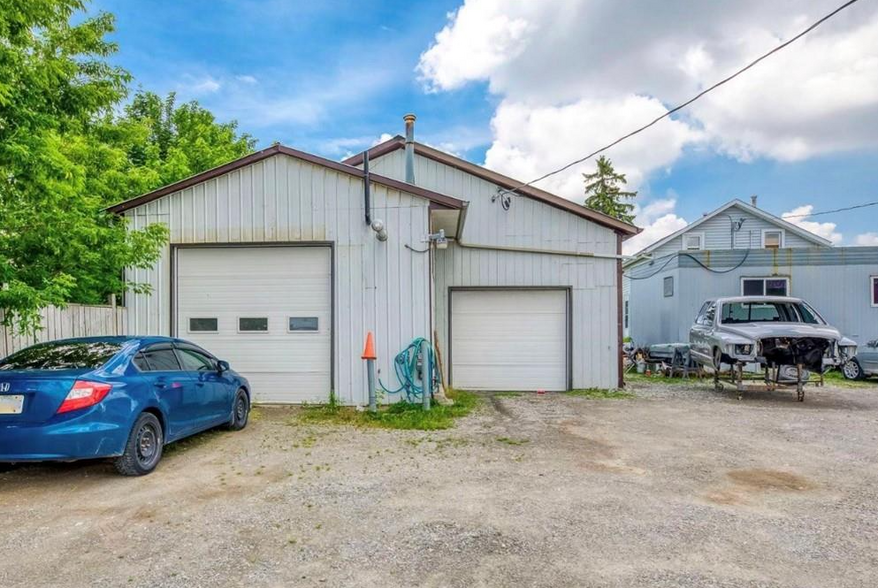 11 Alabastine Av, Caledonia, ON for sale - Primary Photo - Image 1 of 6