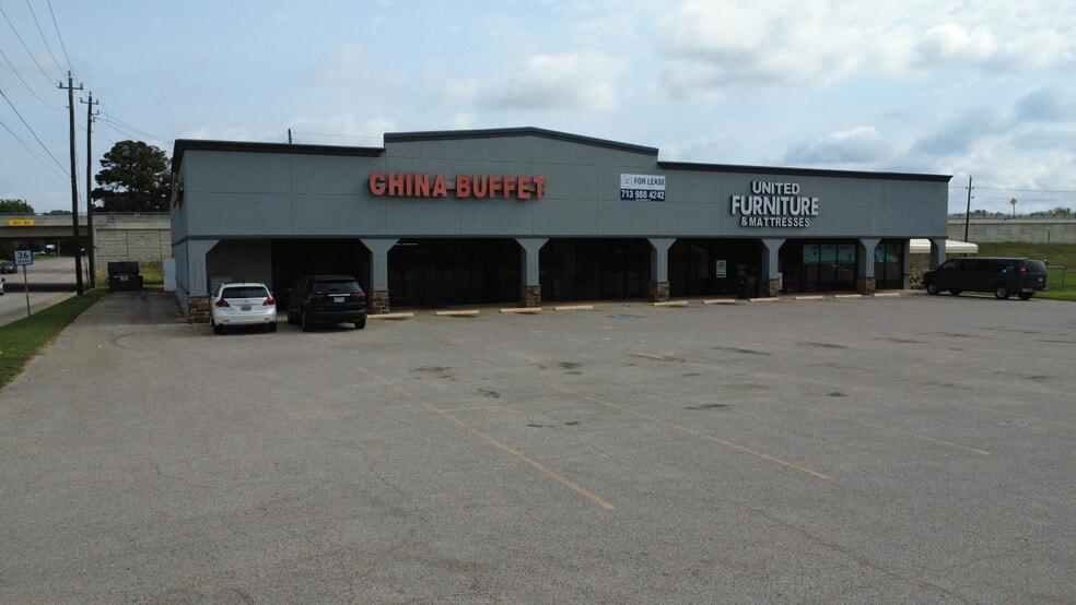 230 Moody Rd, Sealy, TX for lease - Building Photo - Image 2 of 10