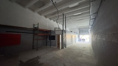 6405-6447 NW 82nd Ave, Miami, FL for lease Interior Photo- Image 2 of 6