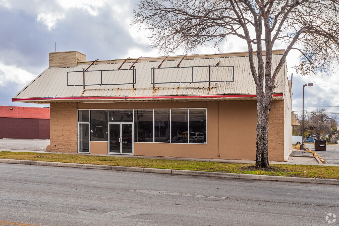 104 Donaldson Ave, San Antonio, TX 78201