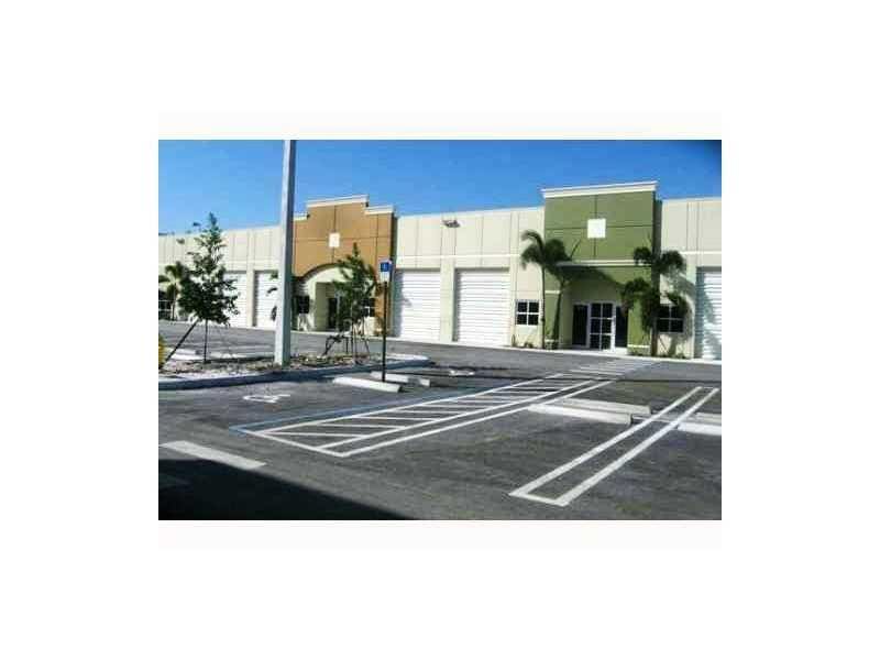 2061 NW 112th Ave, Miami, FL for lease Primary Photo- Image 1 of 25