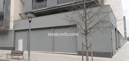 Retail in Barberà del Vallès, Barcelona for lease Interior Photo- Image 1 of 3