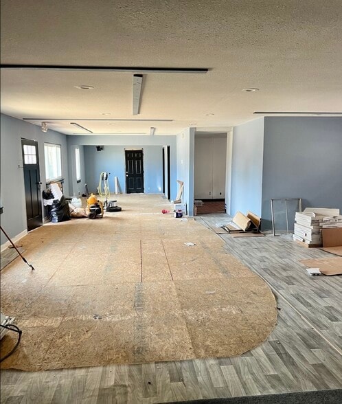 4918 Stewarts Mill Rd, Douglasville, GA for sale - Building Photo - Image 2 of 2