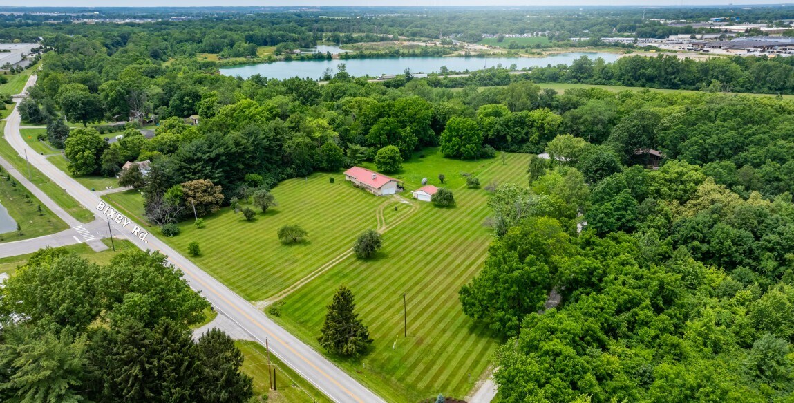 2700-2714 Bixby Rd, Groveport, OH for sale Primary Photo- Image 1 of 2