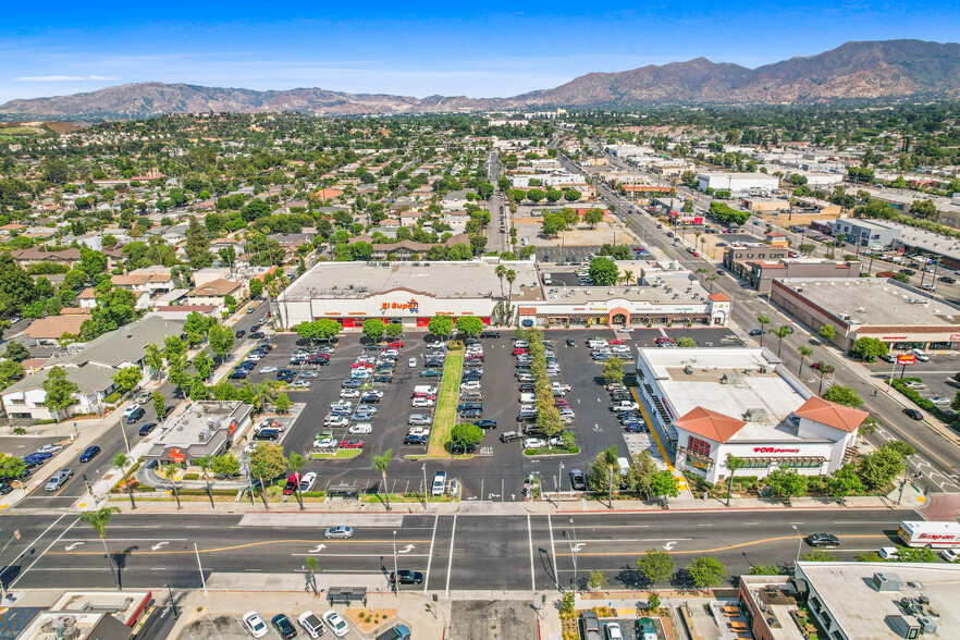 317 San Fernando Mission Blvd, San Fernando, CA for lease - Building Photo - Image 3 of 39