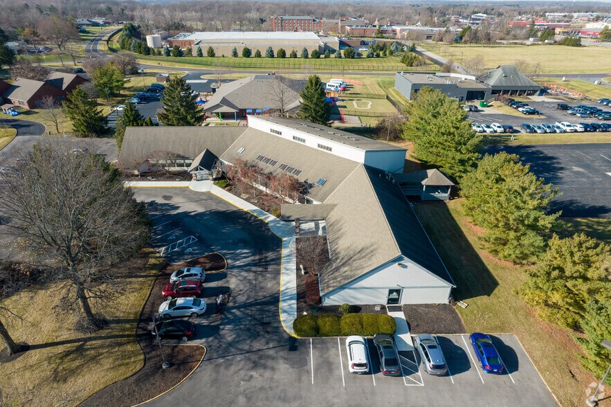 400 Venture Dr, Lewis Center, OH for lease - Aerial - Image 3 of 12