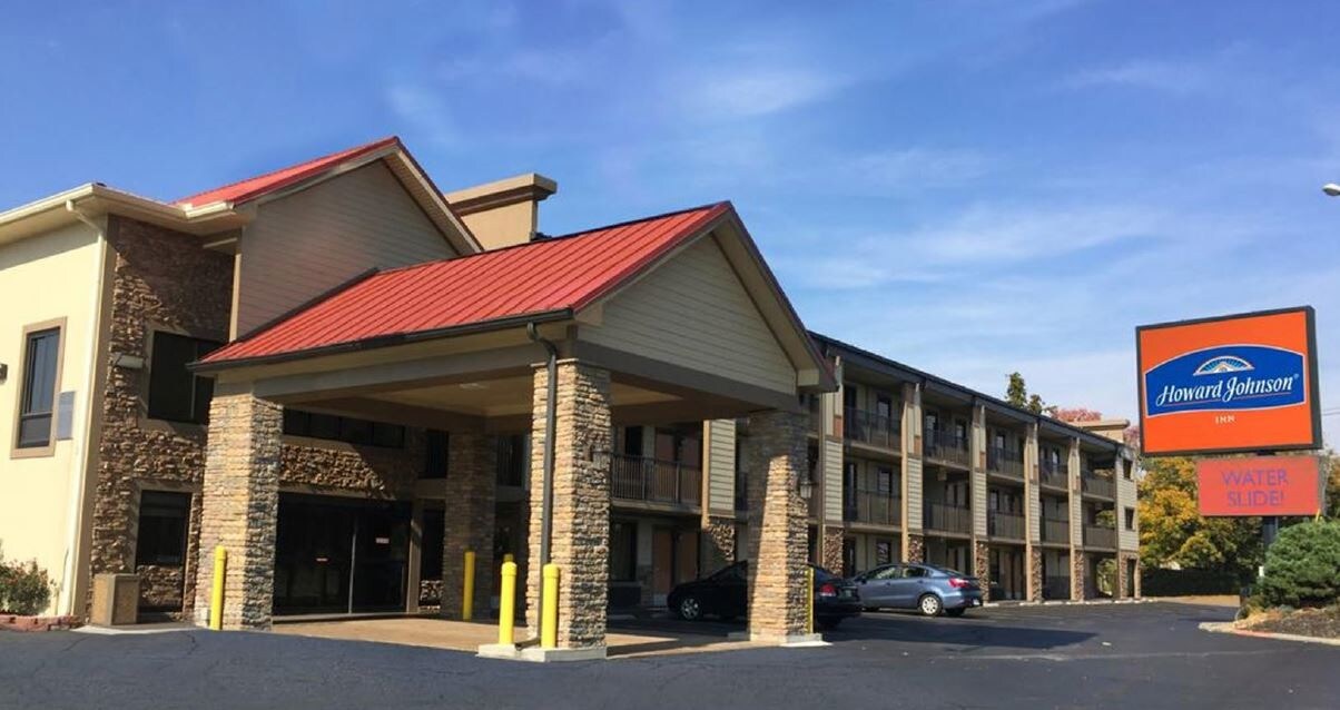 2162 Parkway, Pigeon TN 37863