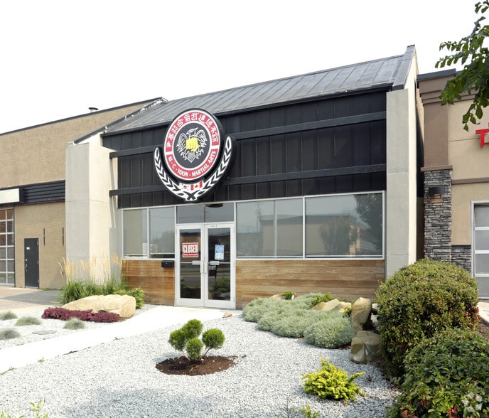 4620-4624 16 Av NW, Calgary, AB for lease - Building Photo - Image 3 of 14