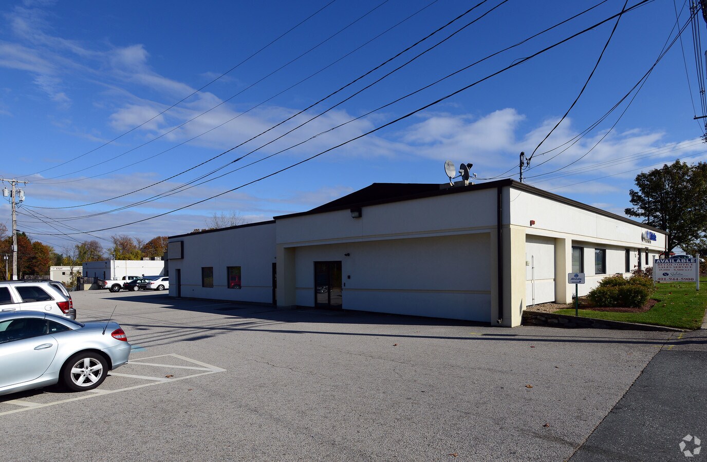 45 Sockanosset Cross Rd, Cranston, RI 02920