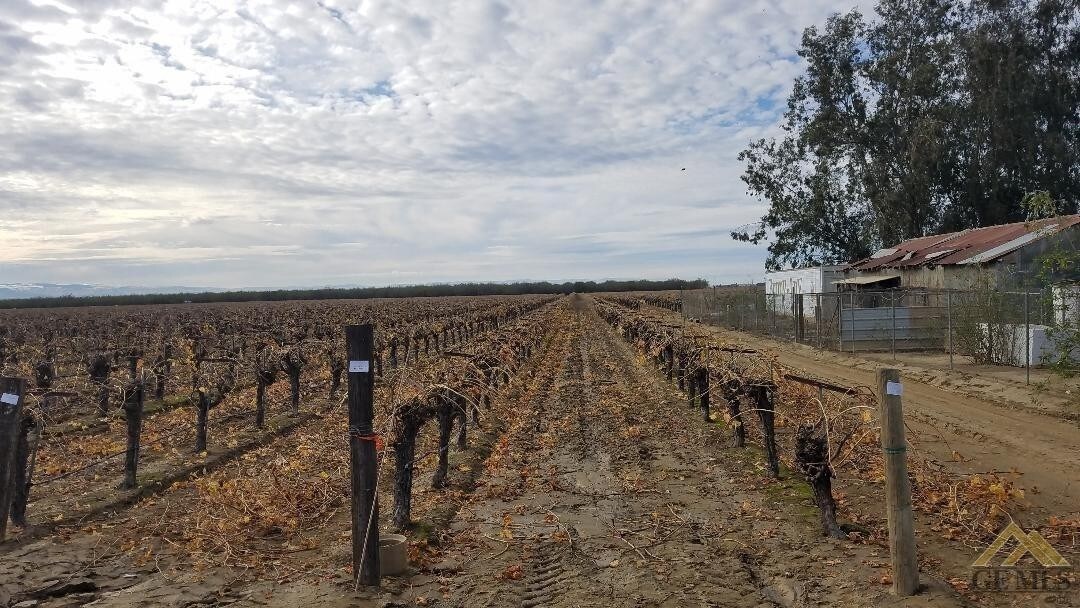 Herring Rd, Bakersfield, CA for sale Primary Photo- Image 1 of 1