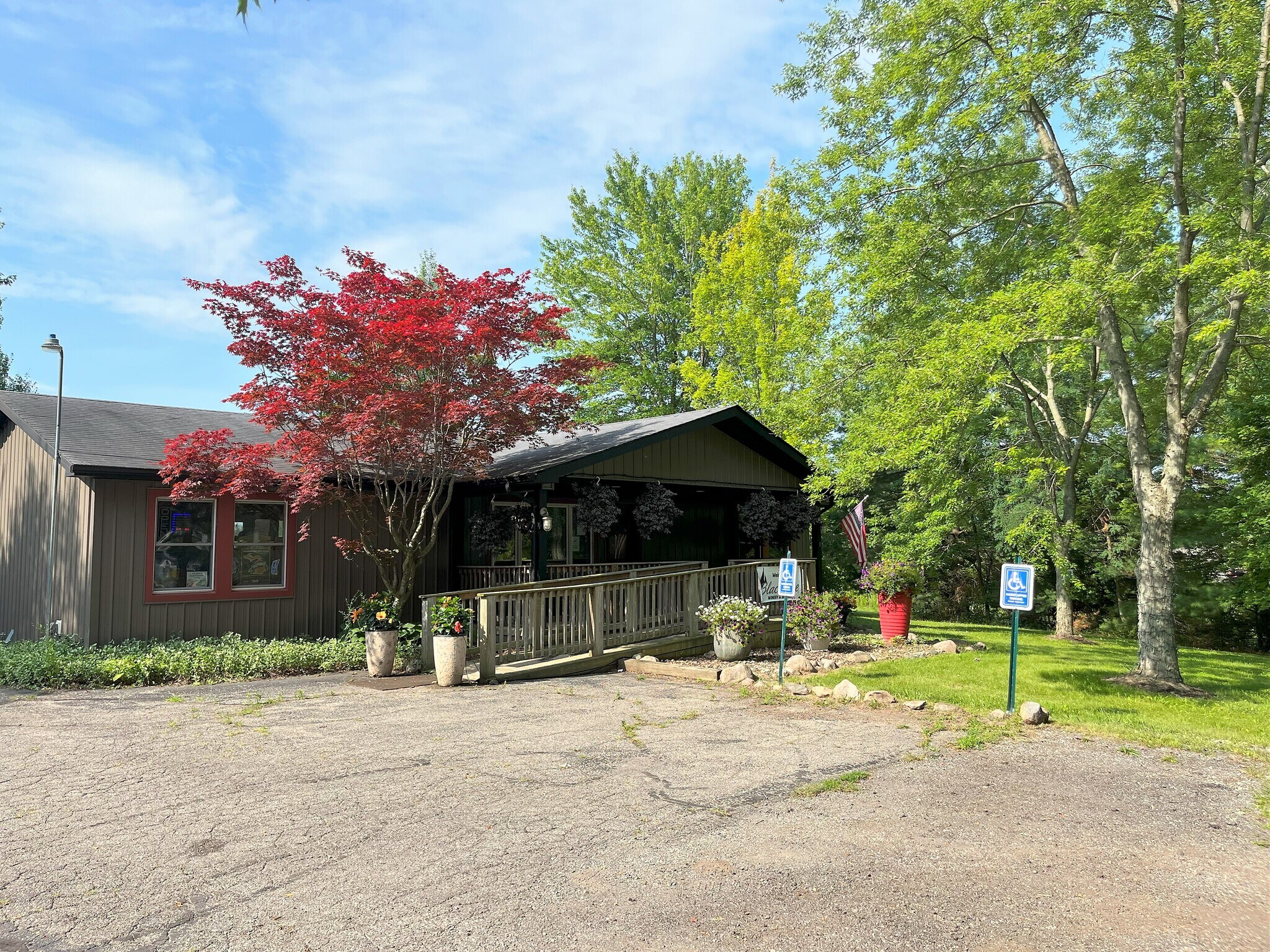 1261 E Munger Rd, Tecumseh, MI 49286 Winery, Vineyard, Brewery, FarmTecumseh