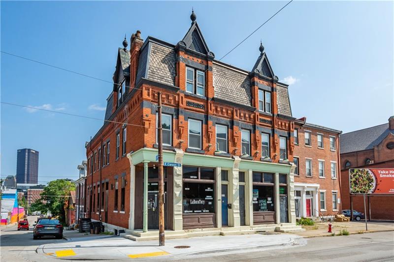 601-605 E Carson St, Pittsburgh, PA for sale - Building Photo - Image 1 of 1