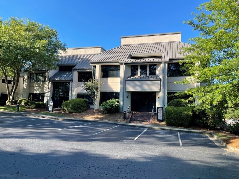 2255 Cumberland Pky SE, Atlanta, GA for lease - Primary Photo - Image 1 of 33