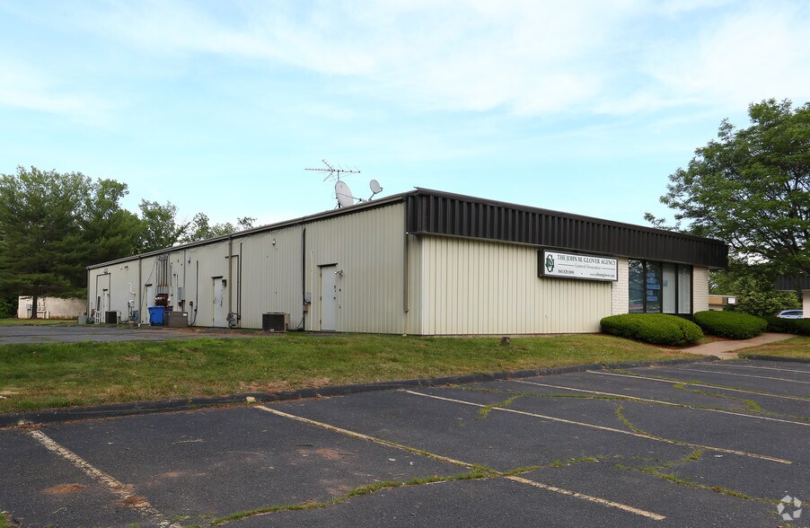 37-39 Webster Square Rd, Berlin, CT for lease - Building Photo - Image 2 of 3