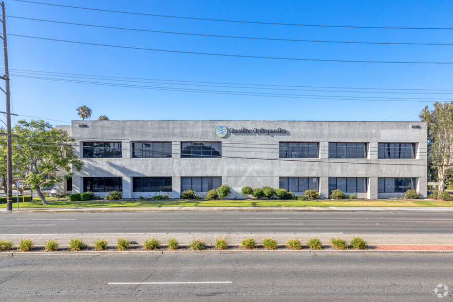 8700 Warner Ave, Fountain Valley, CA for lease - Building Photo - Image 3 of 17