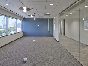 950 E Paces Ferry Rd NE, Atlanta, GA for lease Interior Photo- Image 2 of 16