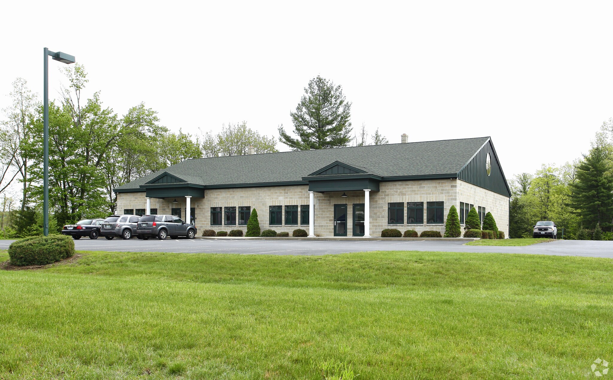 272 Tilton Rd, Northfield, NH for sale Primary Photo- Image 1 of 1