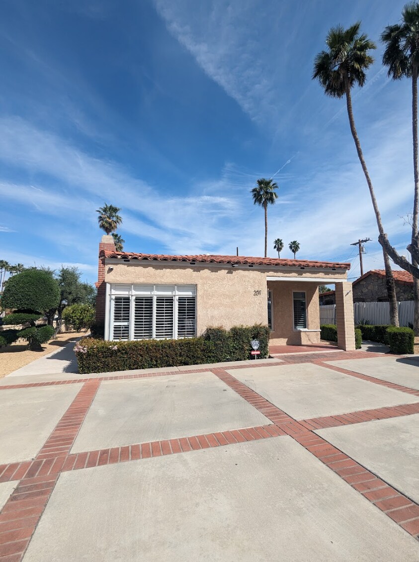 201 E Ramon Rd, Palm Springs, CA for sale Primary Photo- Image 1 of 1