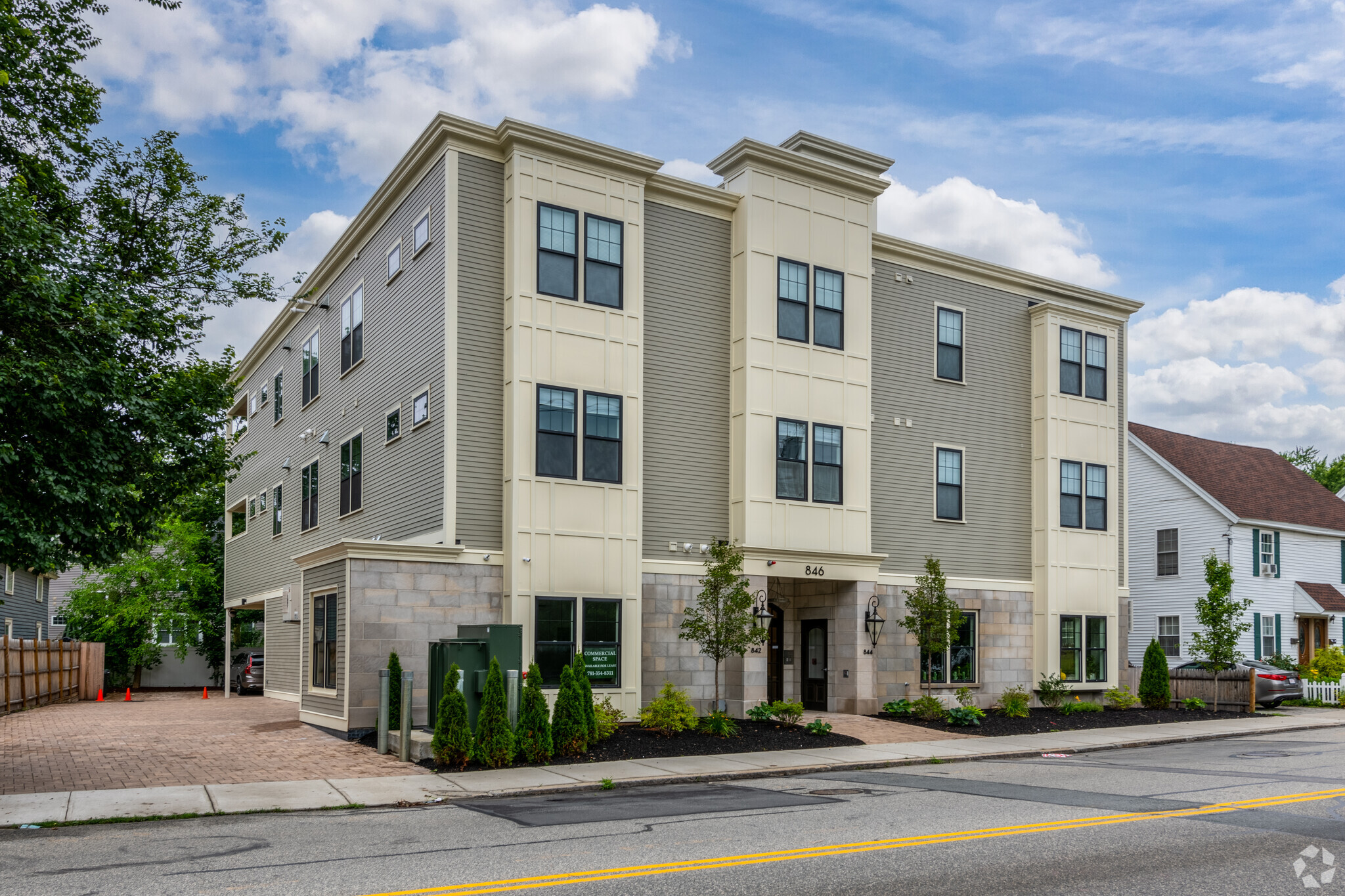 842-844 Main St, Winchester, MA for lease Building Photo- Image 1 of 12