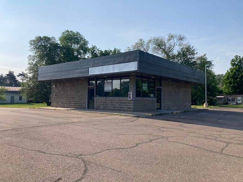 1104 Railroad Ave, Boyceville, WI for sale - Building Photo - Image 1 of 1