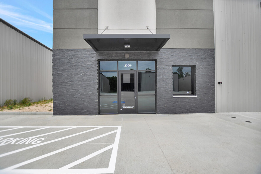 2304 Katy Hockley Cut Off Rd, Katy, TX for lease - Building Photo - Image 3 of 50