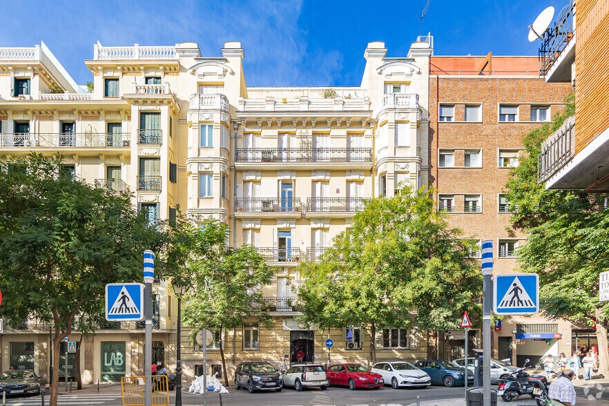 Calle Manuel Silvela, 7, Madrid, Madrid for sale - Building Photo - Image 2 of 2