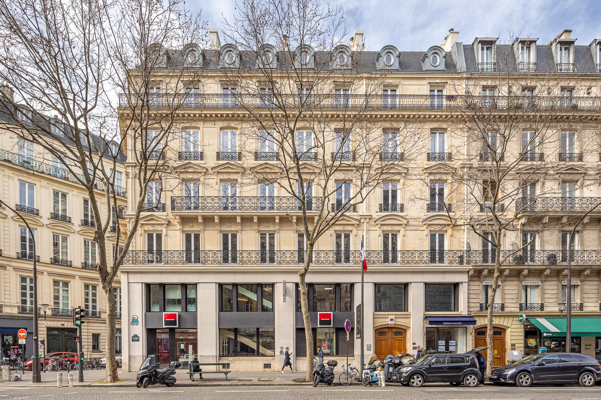 in Paris for sale Primary Photo- Image 1 of 1