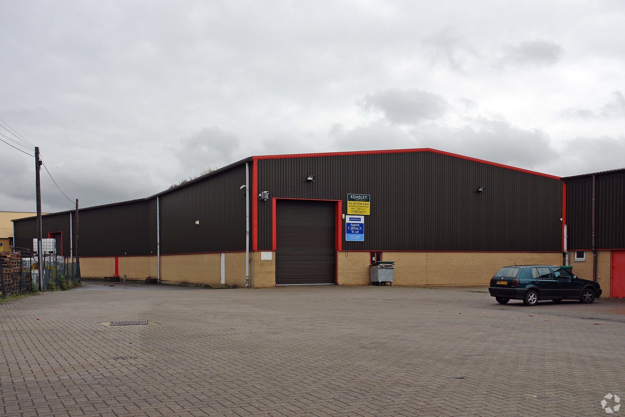 Ferry Ln, Rainham for sale Primary Photo- Image 1 of 1