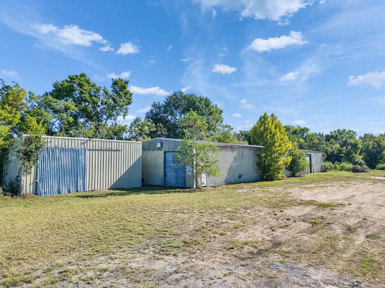 2109 Cullen Blvd, Pearland, TX for lease - Primary Photo - Image 3 of 4