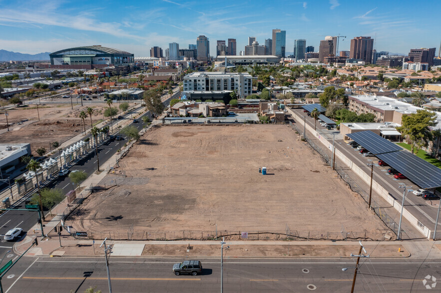 1140 E Washington St, Phoenix, AZ for lease - Building Photo - Image 2 of 7