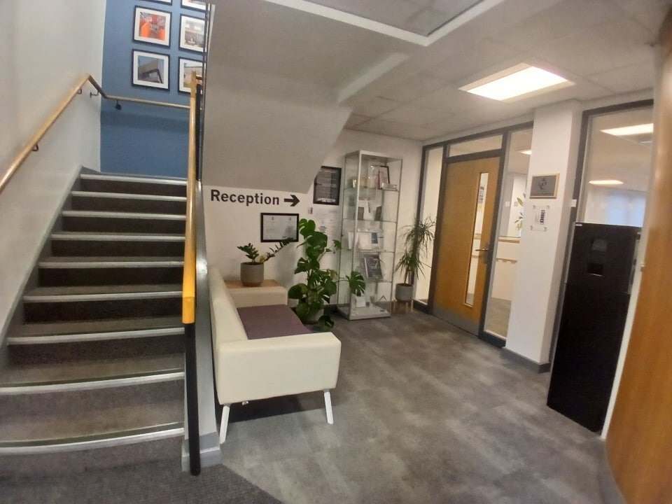 Wakefield Rd, Huddersfield for lease Building Photo- Image 1 of 3