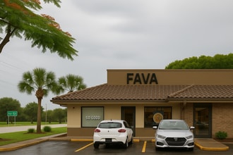 2040 N University Dr, Pembroke Pines, FL for lease Building Photo- Image 2 of 2