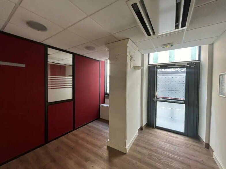 Office in Alès for sale - Building Photo - Image 3 of 6