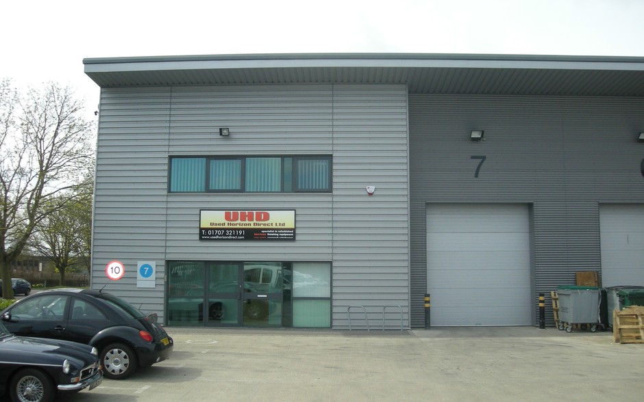 Watchmead, Welwyn Garden City for lease - Other - Image 2 of 10