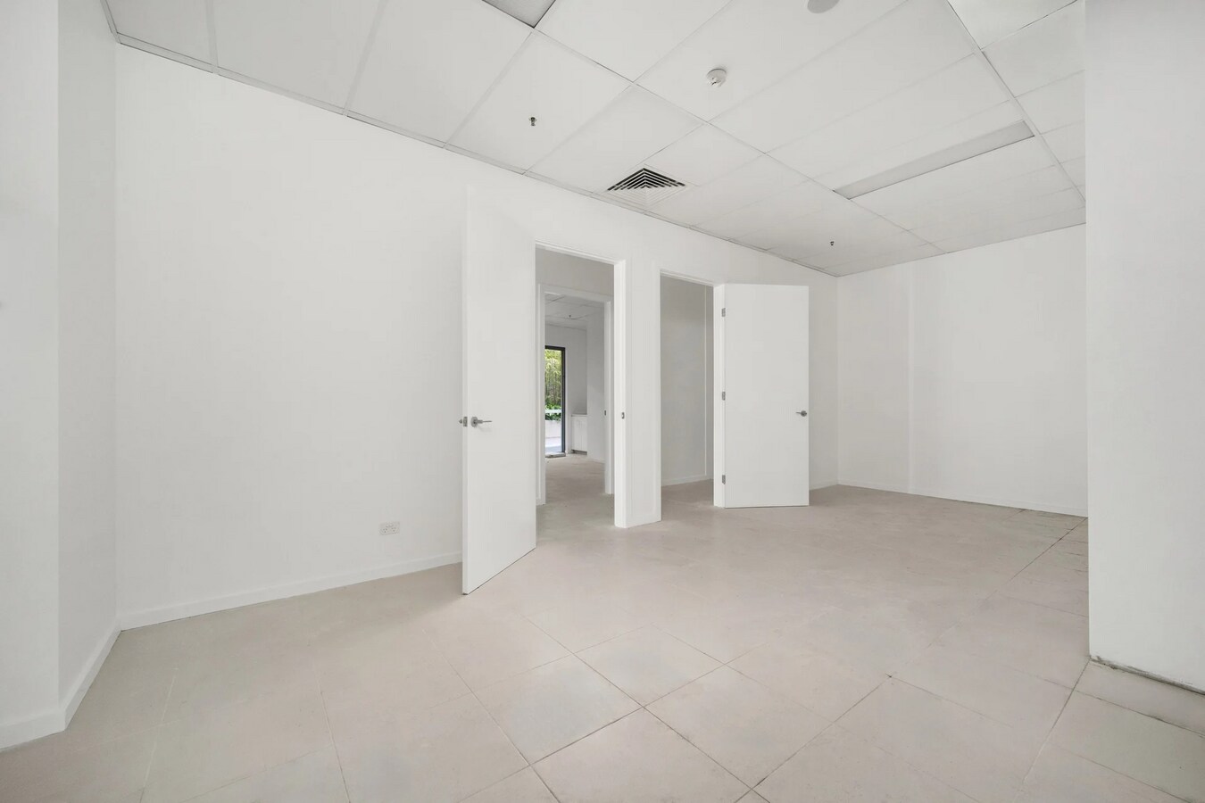 904-914 Pacific Hwy, Gordon, NSW 2072 - Unit 1&2 - - Interior Photo - Image 2 of 3