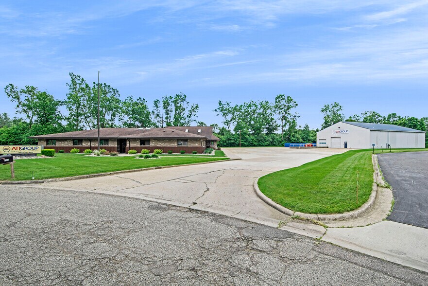 3419 Pierson Pl, Flushing, MI 48433