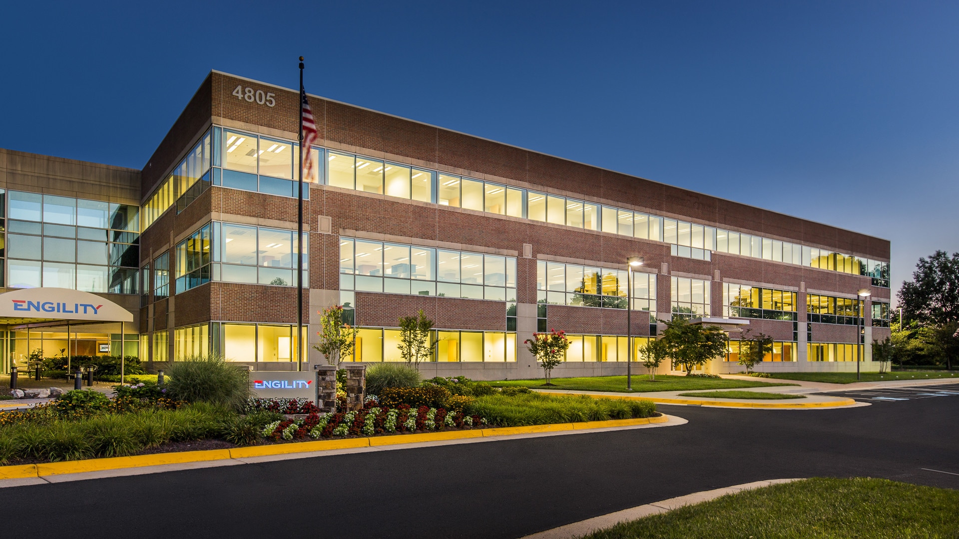 4805 Stonecroft Blvd, Chantilly, VA for sale Primary Photo- Image 1 of 1