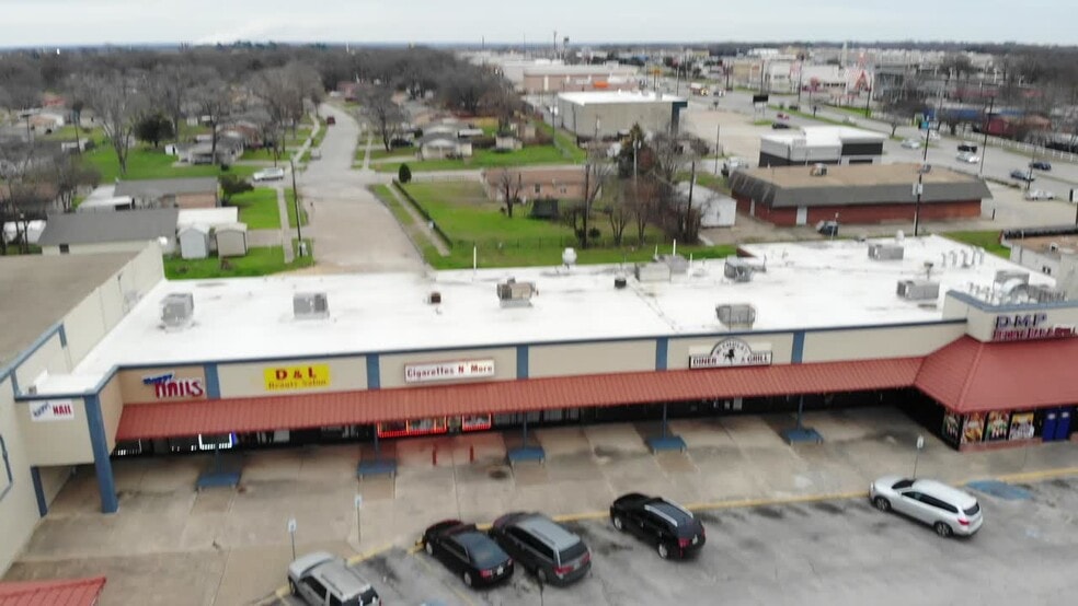 11903 Lake June Rd, Balch Springs, TX for lease - Commercial Listing Video - Image 3 of 3