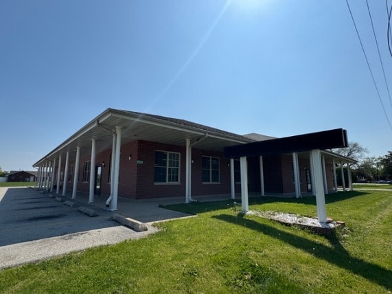 2525 E Division St, Diamond, IL for lease - Building Photo - Image 2 of 10