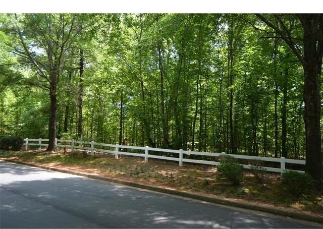 Weatherstone Cir, Conyers, GA for sale Primary Photo- Image 1 of 1