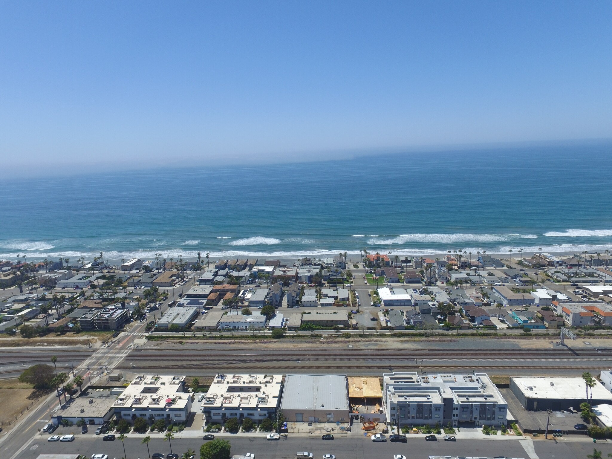 1121-1123 S Cleveland St, Oceanside, CA for lease Primary Photo- Image 1 of 4