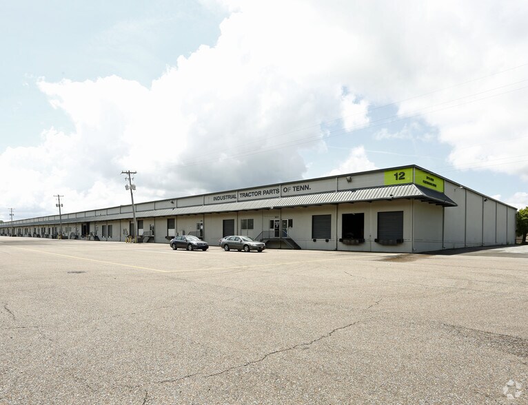 2913-3053 Fleetbrook Dr, Memphis, TN for lease - Building Photo - Image 3 of 5