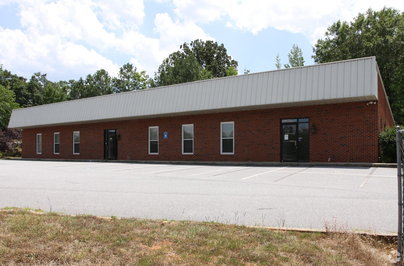 1720 Lexington Rd, Athens, GA 30605