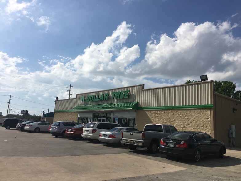 1246 Lamar Ave, Memphis, TN 38104